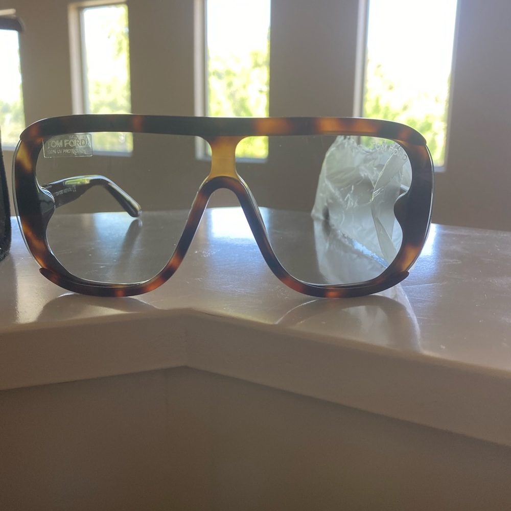 Tom Ford shield sunnies